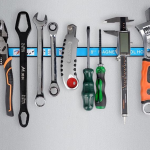 suport magnetic scule